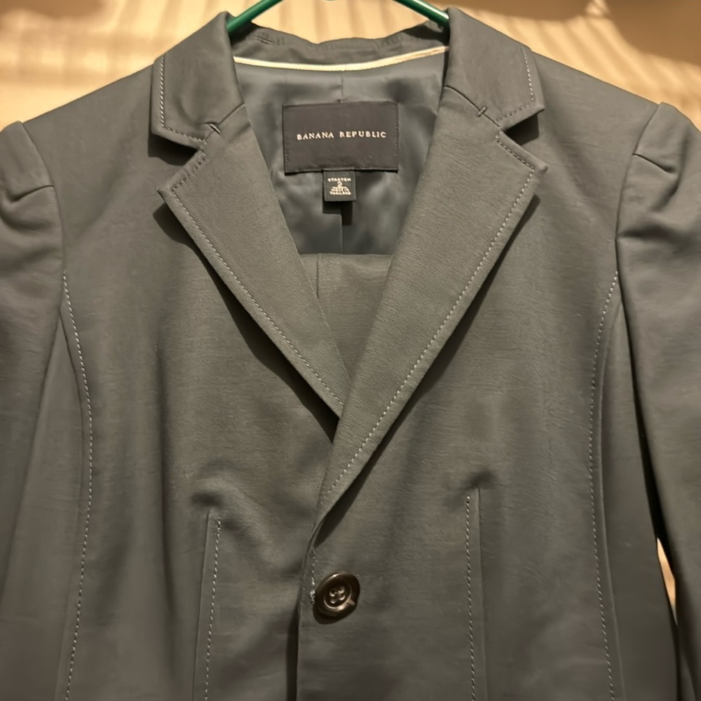 Banana Republic women’s suit.